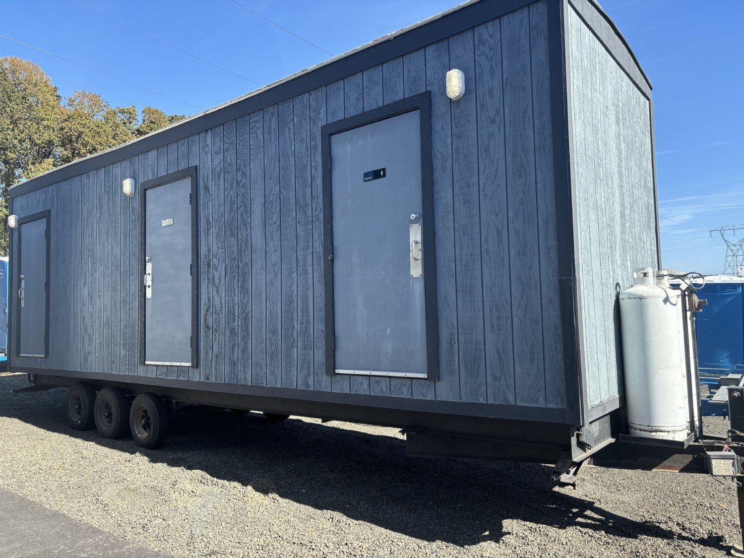 4-Stall Trailer
